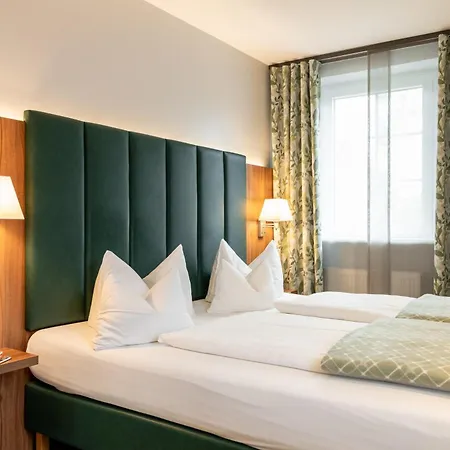 Goldener Hirsch 3* Bayreuth