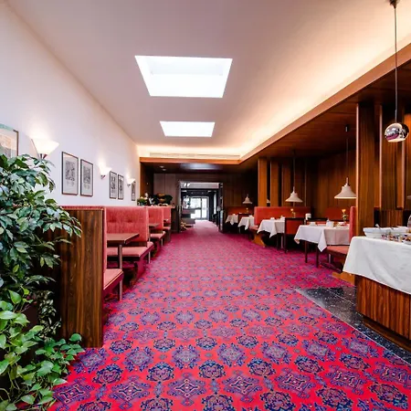 金色赫西酒店 酒店 3*