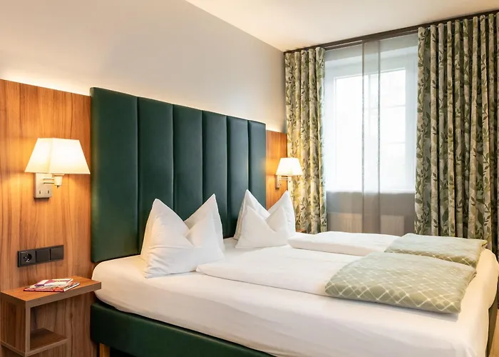 Goldener Hirsch 3* Bayreuth