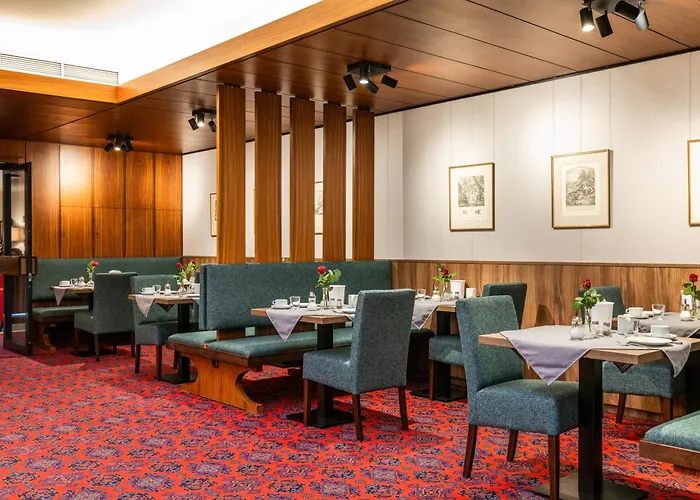 Goldener Hirsch Hotel