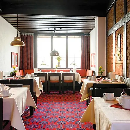 Goldener Hirsch فندق بايروث